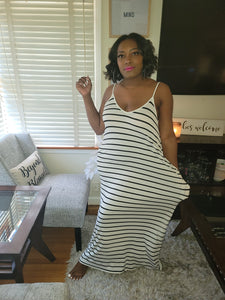 Easy Breezy Stripped Dress (black and white)